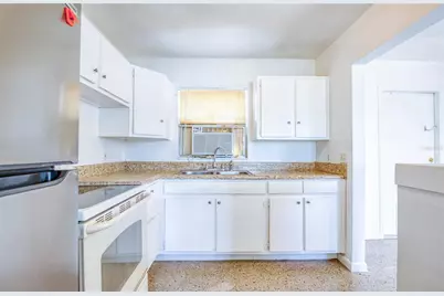 [Address not provided], Tampa, FL 33612 - Photo 13