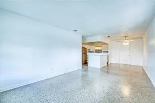 [Address not provided], Tampa, FL 33612 - Photo 5