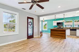 1902 53rd St S, Gulfport, FL 33707 - Photo 7