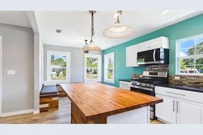 1902 53rd Street S, Gulfport, FL 33707 - Photo 13