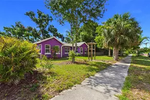 1902 53rd St S, Gulfport, FL 33707 - Photo 3