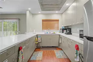 1206 Palm Dr, Tarpon Springs, FL 34689 - Photo 57