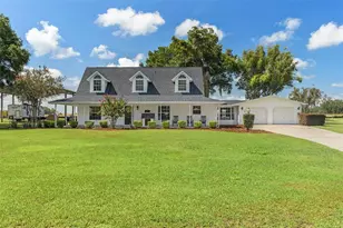 37714 Fairfield Ln, Dade City, FL 33525 - Photo 1
