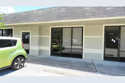 5650 Park Boulevard N #6, Pinellas Park, FL 33781 - Photo 3