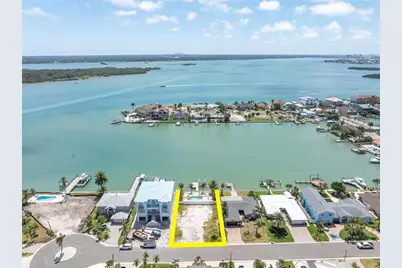 575 Crystal Drive, Madeira Beach, FL 33708 - Photo 5