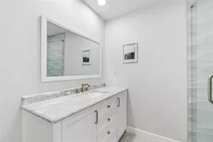 9045 Ridge Rd, Seminole, FL 33772 - Photo 13