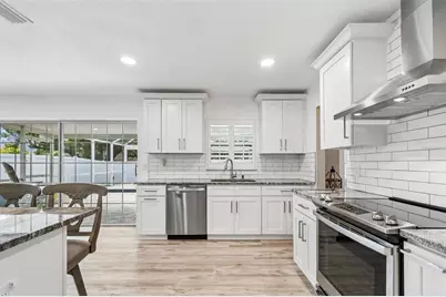 9045 Ridge Road, Seminole, FL 33772 - Photo 5