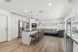 9045 Ridge Rd, Seminole, FL 33772 - Photo 9