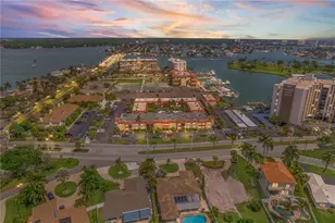 10365 Paradise Blvd, Treasure Island, FL 33706 - Photo 41