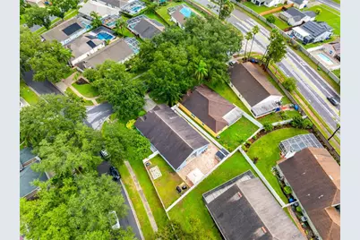 3306 Pin Oak Lane, Tampa, FL 33618 - Photo 9