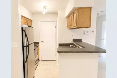 9100 Dr Martin Luther King Jr Street N #1103, Saint Petersburg, FL 33702 - Photo 3