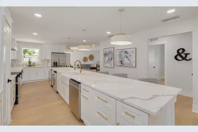 2528 4th Avenue S, Saint Petersburg, FL 33712 - Photo 11