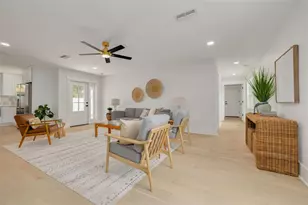2528 4th Ave S, Saint Petersburg, FL 33712 - Photo 3