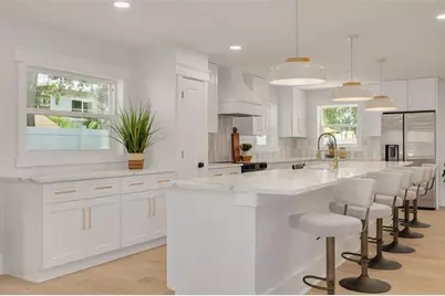 2528 4th Avenue S, Saint Petersburg, FL 33712 - Photo 3