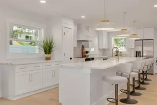 2528 4th Ave S, Saint Petersburg, FL 33712 - Photo 3
