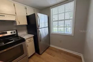 5013 Bordeaux Village Pl, Tampa, FL 33617 - Photo 7