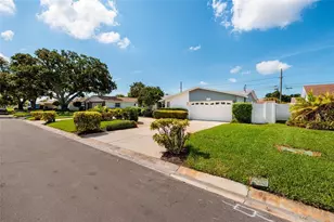 6782 14th Ave N, Saint Petersburg, FL 33710 - Photo 53