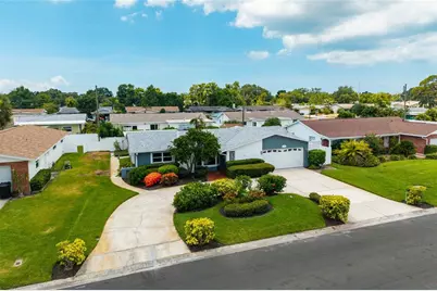 6782 14th Avenue N, Saint Petersburg, FL 33710 - Photo 1