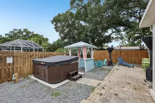 13801 87th Ave, Seminole, FL 33776 - Photo 25