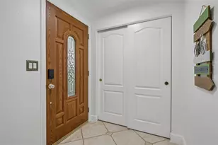 13801 87th Ave, Seminole, FL 33776 - Photo 5