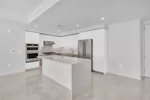 400 Central Ave, Saint Petersburg, FL 33701 - Photo 3