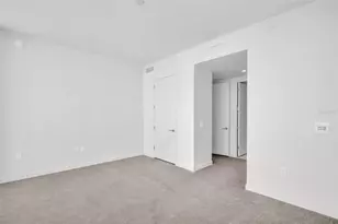 400 Central Ave, Saint Petersburg, FL 33701 - Photo 21