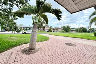 1827 Oklahoma Ave NE, Saint Petersburg, FL 33703 - Photo 3