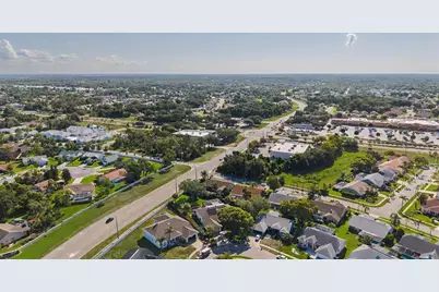 8835 Helmsly Lane, Hudson, FL 34667 - Photo 9