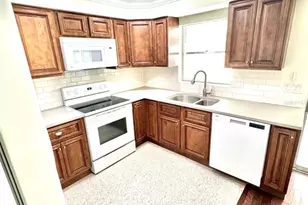 1878 Murray Ave, Clearwater, FL 33755 - Photo 11