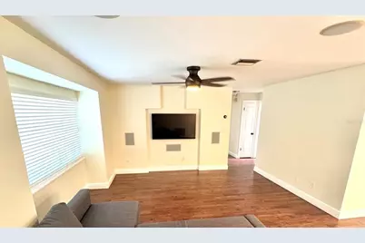 1878 Murray Avenue, Clearwater, FL 33755 - Photo 7