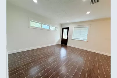 1843 Oklahoma Avenue NE, Saint Petersburg, FL 33703 - Photo 11
