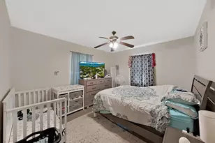 2730 Edwards Ave S, Saint Petersburg, FL 33705 - Photo 19
