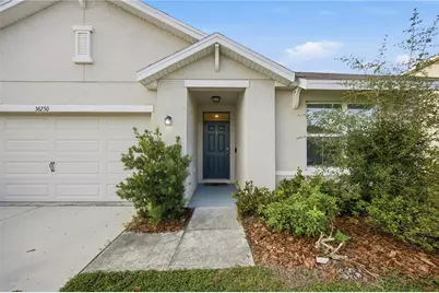 36250 Jenny Lynne Circle, Zephyrhills, FL 33541 - Photo 3