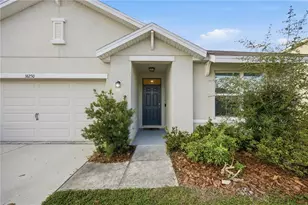 36250 Jenny Lynne Cir, Zephyrhills, FL 33541 - Photo 3