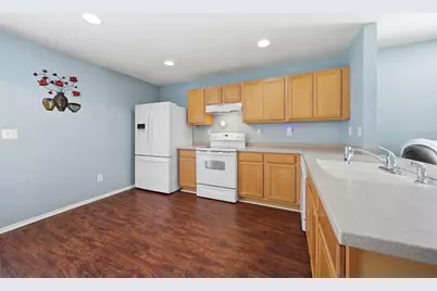 30837 Sonnet Glen Drive, Wesley Chapel, FL 33543 - Photo 11