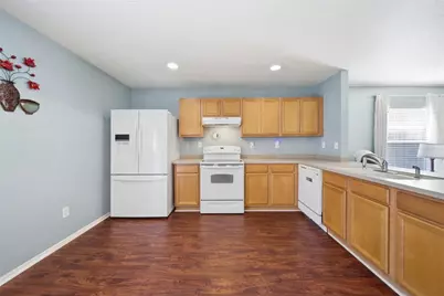 30837 Sonnet Glen Drive, Wesley Chapel, FL 33543 - Photo 13