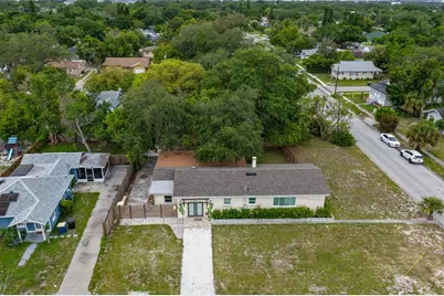7031 Woodchase Glen Drive, Riverview, FL 33578 - Photo 17