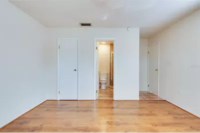 7000 5th Street N, Saint Petersburg, FL 33702 - Photo 11