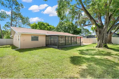7940 3rd Street N, Saint Petersburg, FL 33702 - Photo 25