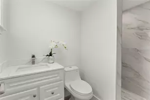 1524 Arizona Ave NE, Saint Petersburg, FL 33703 - Photo 15