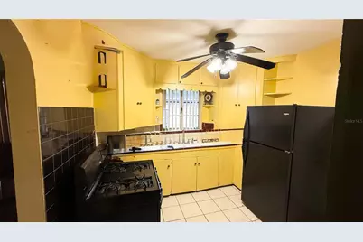 2055 29th Street S, Saint Petersburg, FL 33712 - Photo 9