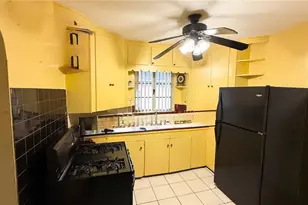 2055 29th St S, Saint Petersburg, FL 33712 - Photo 9
