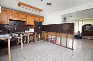 525 Hampton Ave NE, Saint Petersburg, FL 33703 - Photo 7