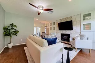 2632 Camille Dr, Palm Harbor, FL 34684 - Photo 9
