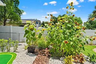 315 W Lambright St, Tampa, FL 33604 - Photo 39