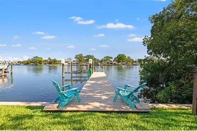 292 Sunlit Cove Drive NE, Saint Petersburg, FL 33702 - Photo 1