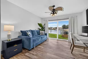 292 Sunlit Cove Dr NE, Saint Petersburg, FL 33702 - Photo 21