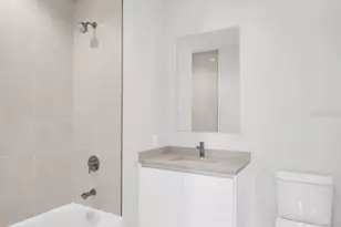 400 Central Ave, Saint Petersburg, FL 33701 - Photo 37