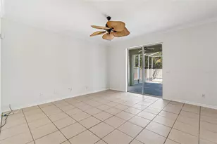 915 Windton Oak Dr, Ruskin, FL 33570 - Photo 19