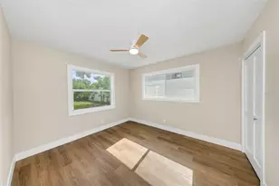 8017 31st Ave N, Saint Petersburg, FL 33710 - Photo 21